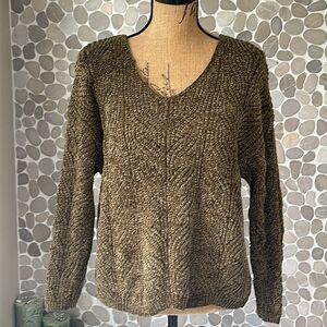 Olive green chenille V-neck sweater - size medium